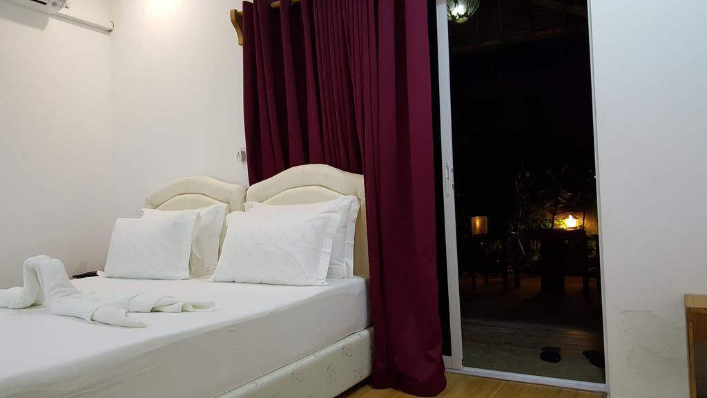 Maafushi View Hotel Bagian luar foto