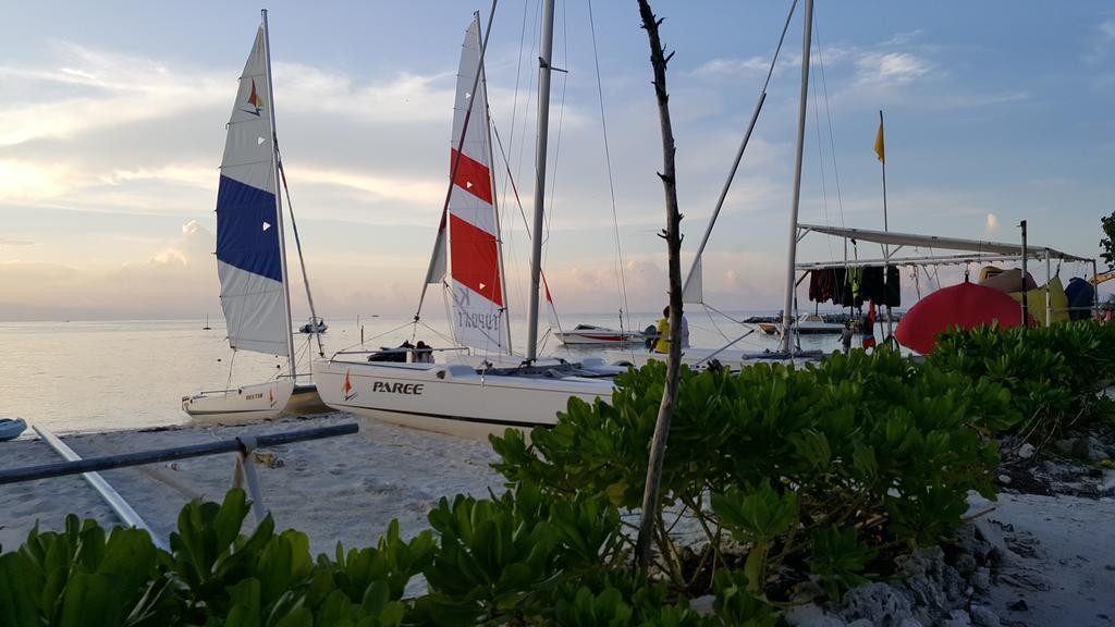 Maafushi View Hotel Bagian luar foto